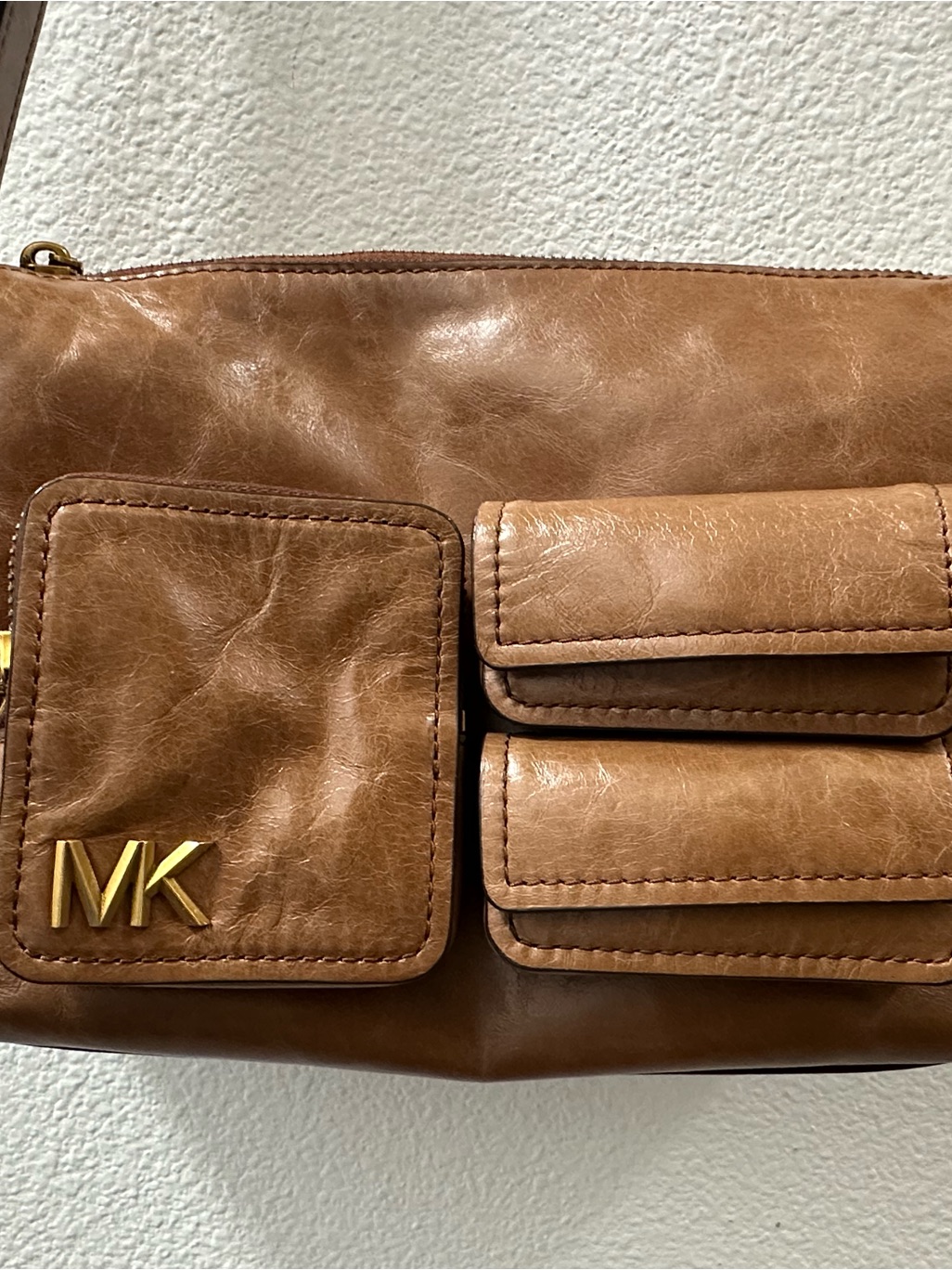 Michael Kors Dakota Medium Pocket Leather Shoulder Bag Unused ( Tag Inside )